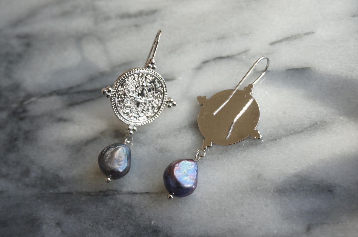 El Dorado Antique Silver Coin and Baroque White / Black Pearl Earrings / Boho Pearl Earrings