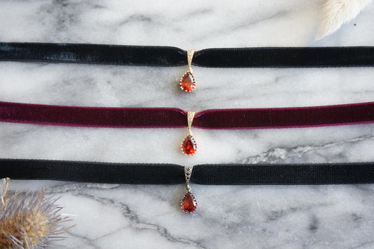 RUBY Deep Red Teardrop and Burgundy/Black Stretch Velvet Choker