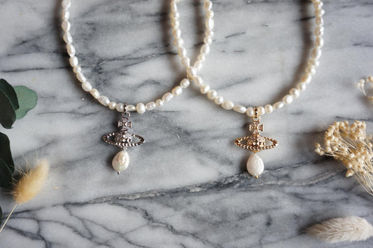 ELIZABETH Regal Orb Pearl Strand Necklace in Gold / Silver