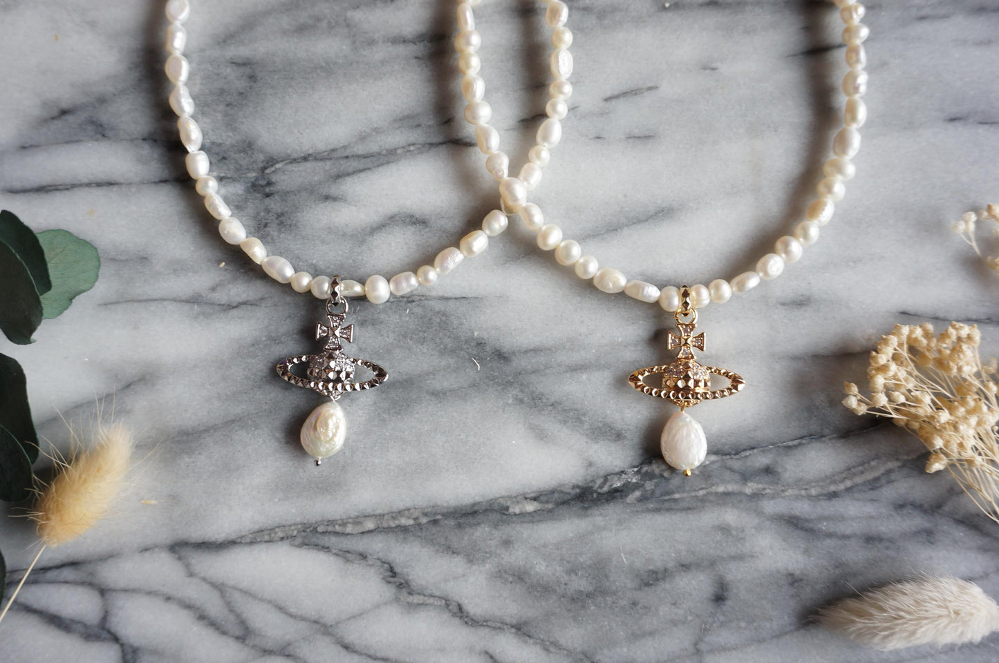 ELIZABETH Regal Orb Pearl Strand Necklace in Gold / Silver