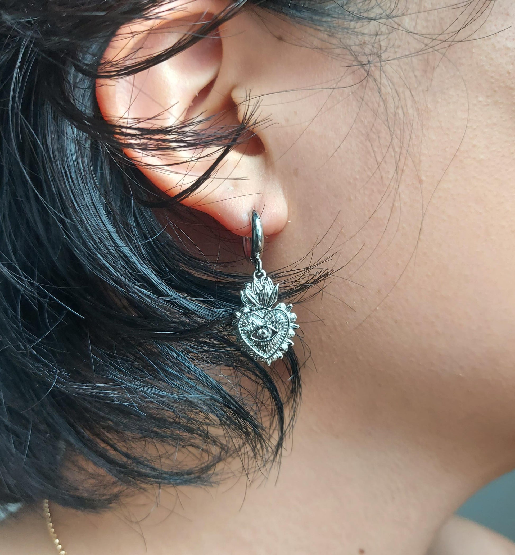 Simple Sacred Heart with Evil Eye Gold / Silver / Black Huggie Earrings
