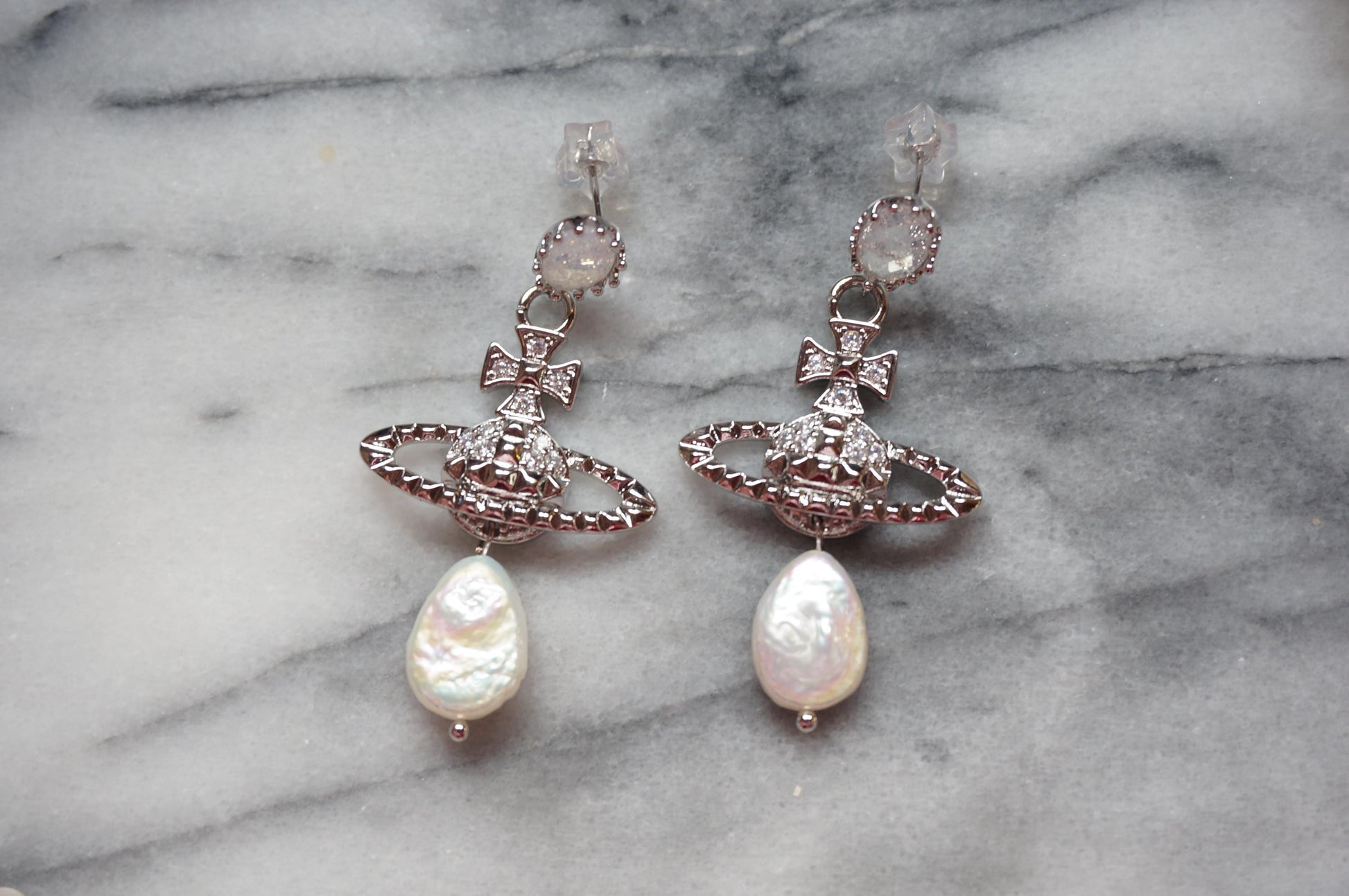 VICTORIA Gold/Silver Orb and Teardrop Pearl / Black Pearl Earrings