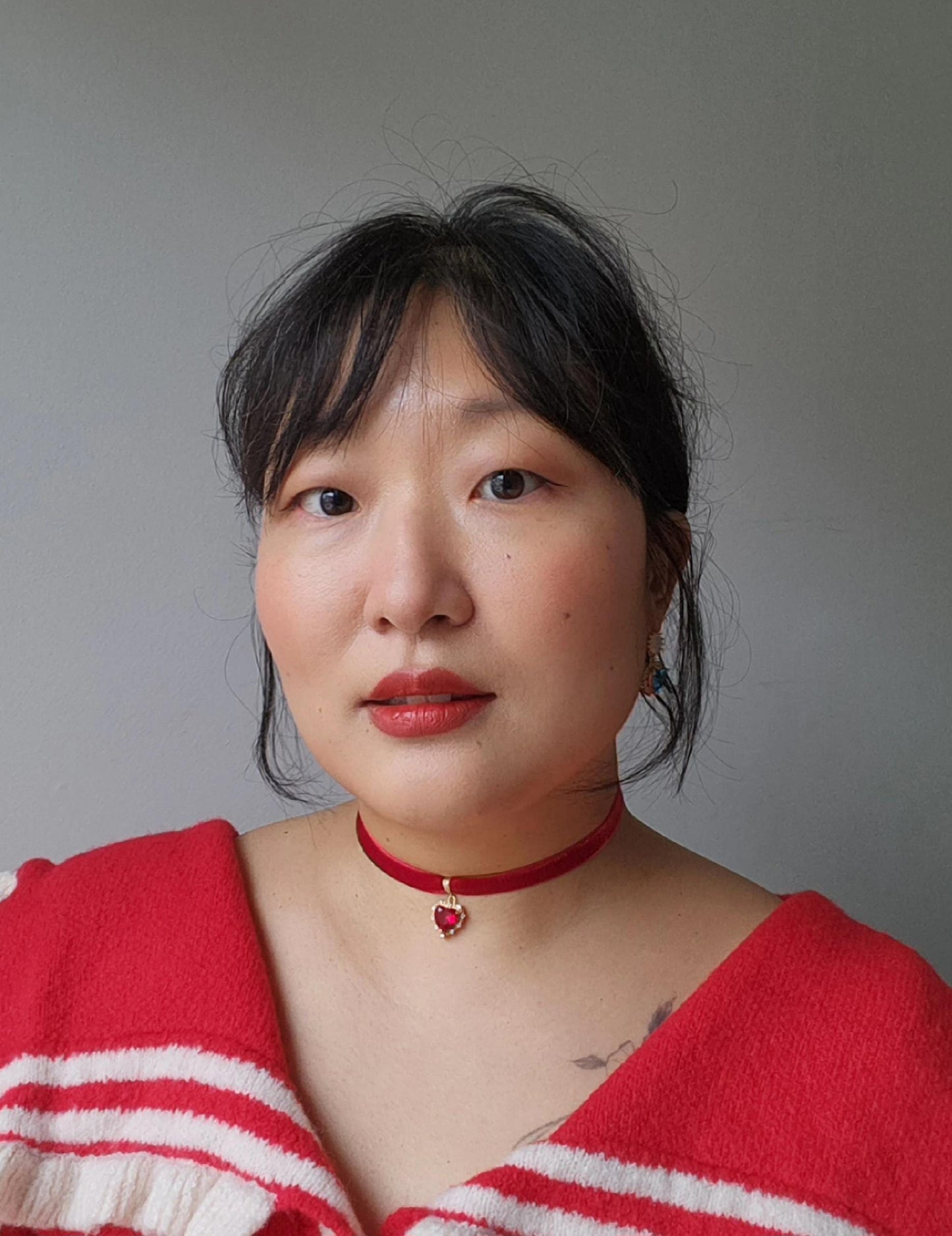 AMO Red/Blue/Green Heart Stretch Velvet Choker