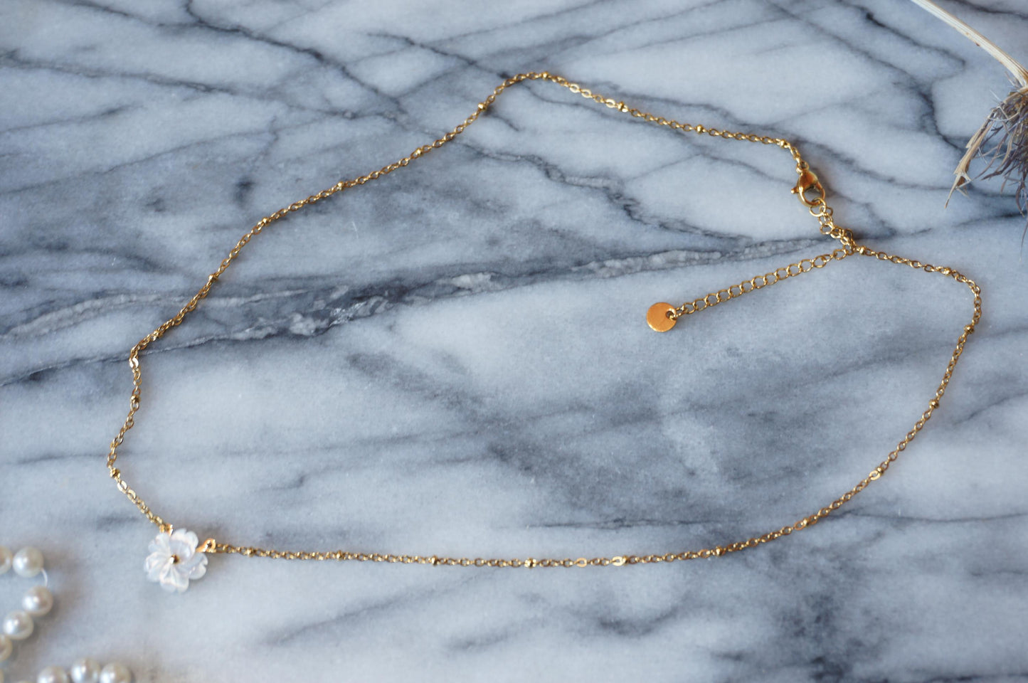 White Mother of Pearl Flower set