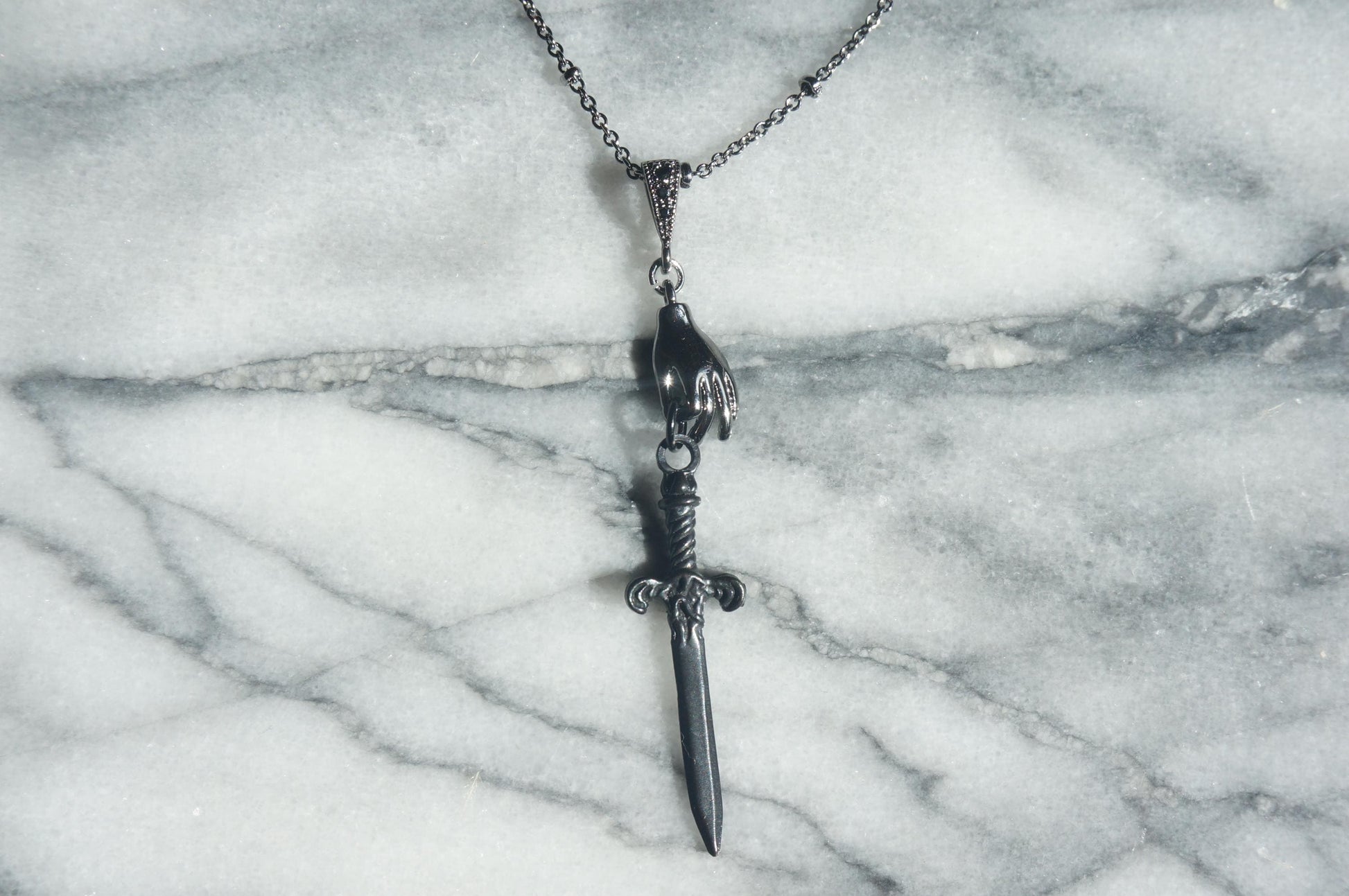 Gold/Silver Queen of Swords Tarot Necklace / Dagger Necklace / Tarot hand Dainty Necklace