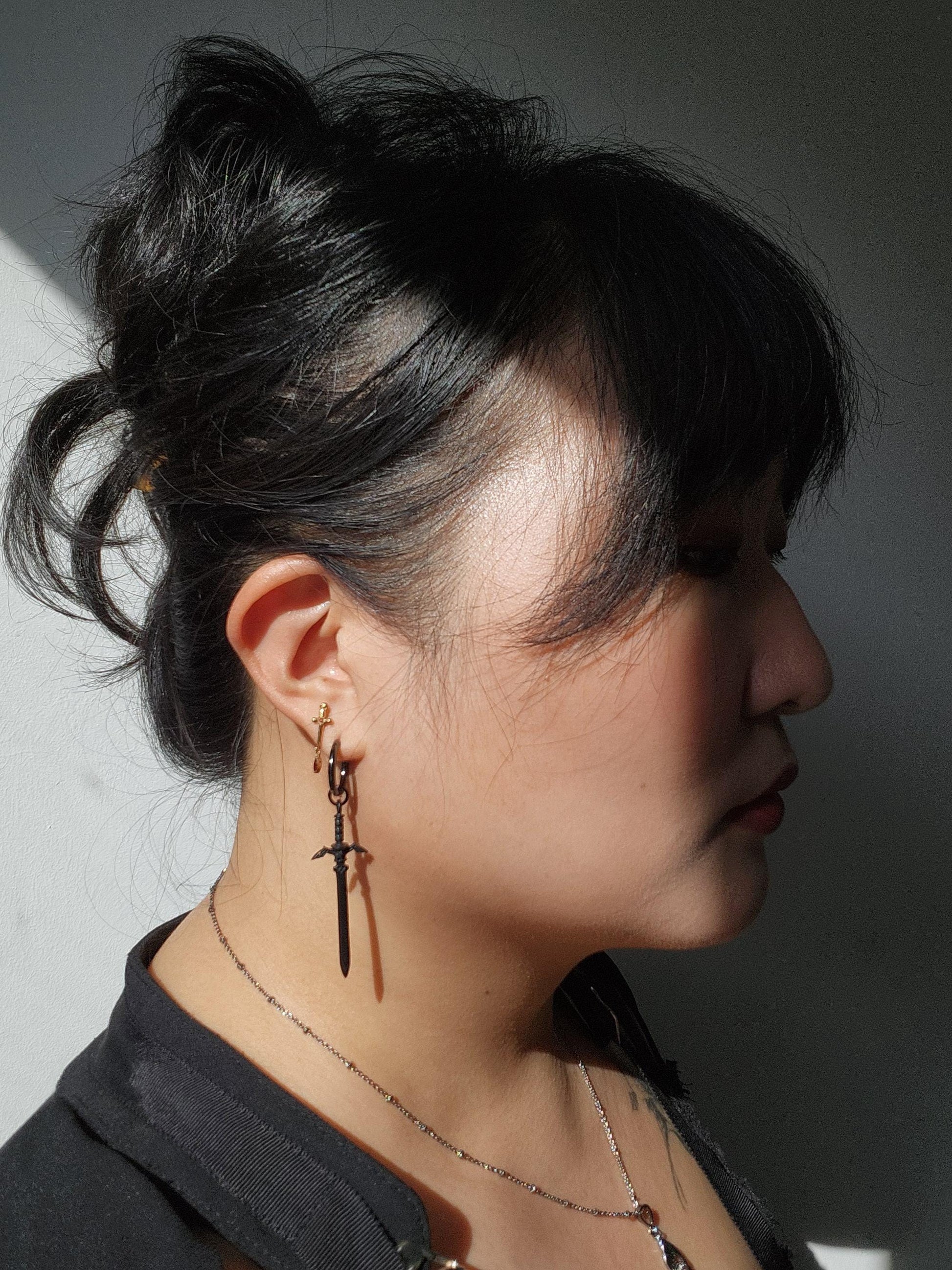 LEGEND Gold / Silver / Gunmetal Sword Huggie Hoop Earring SINGLE / Zelda Master Sword Earring