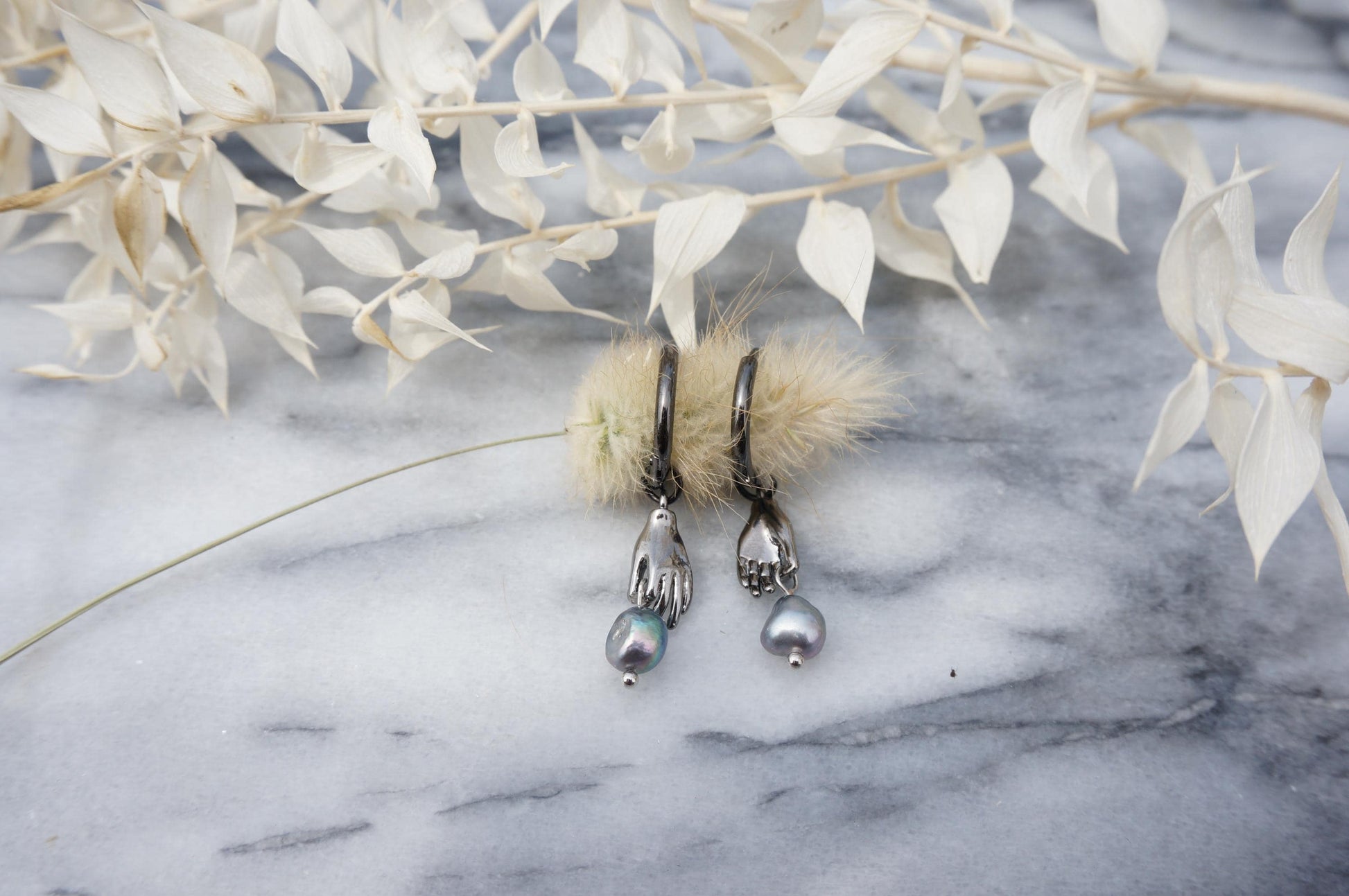 HAND-PICKED Teardrop Baroque Pearl and hand Hoop Earrings / Freshwater Pearl Unique Hoop Earrings