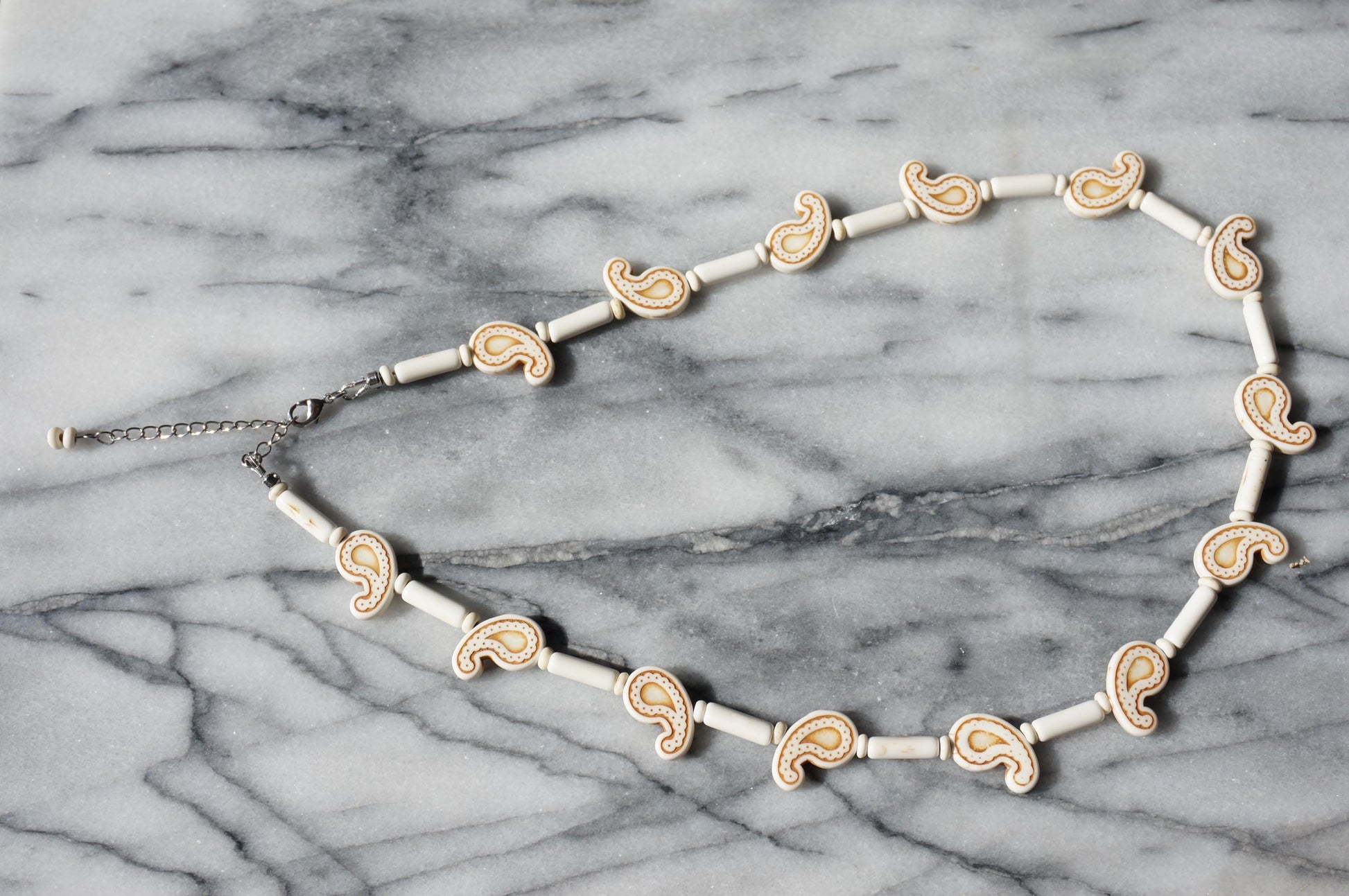 ZANA Tibetan Agate/ White Turquoise Beaded Necklaces