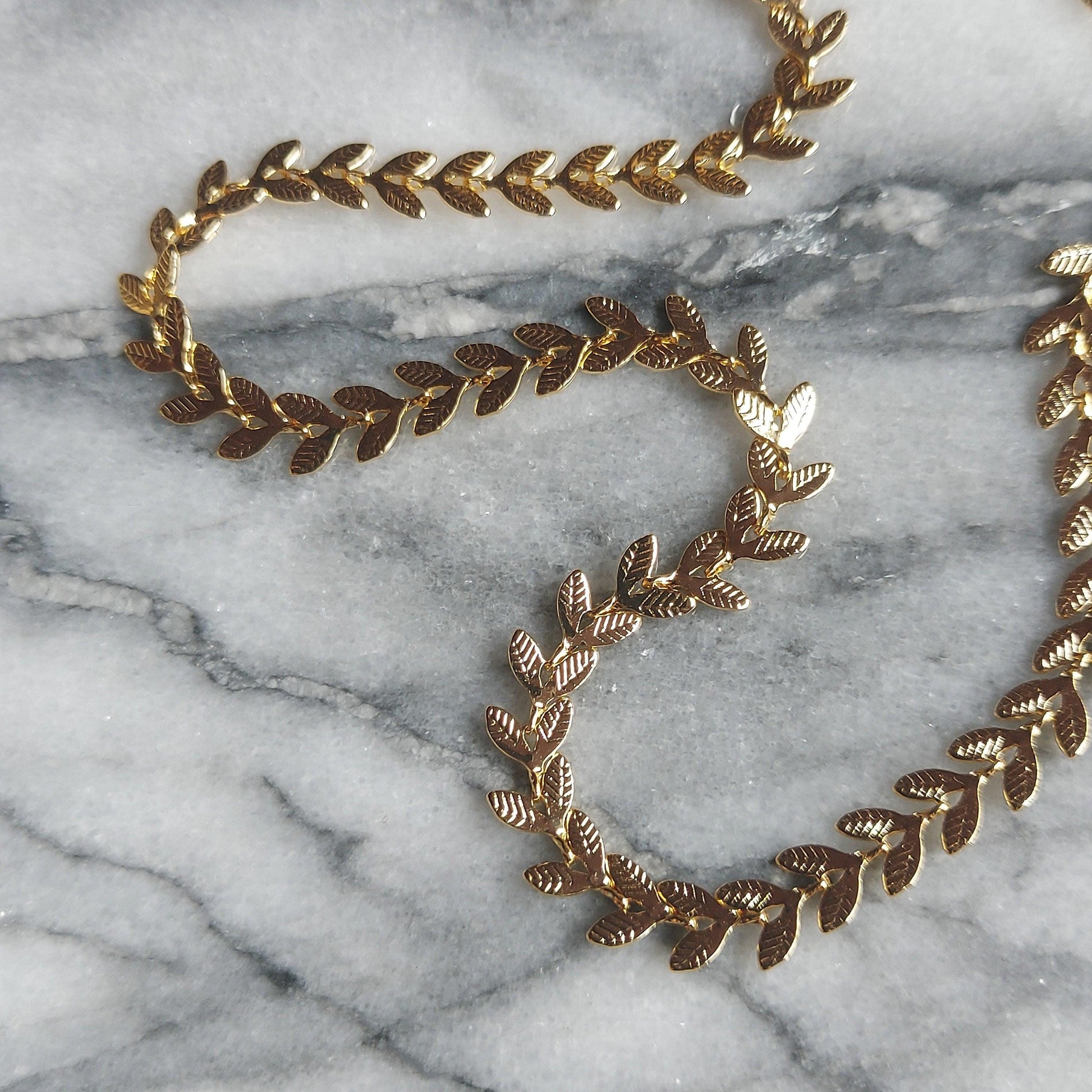 Gold / Silver Leaf Chain Necklace / Gold Silver Choker / Leaf Necklace