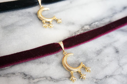 LUA Moon and Three Stars Stretch Velvet Choker / Burgundy/Black Choker