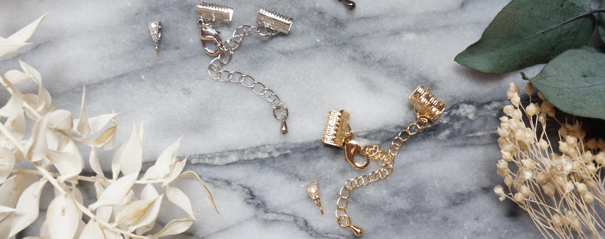 Simple Stretch Velvet Choker / Black / White / Blue / Red / Burgundy / Green / Brown / Pink Velvet Choker