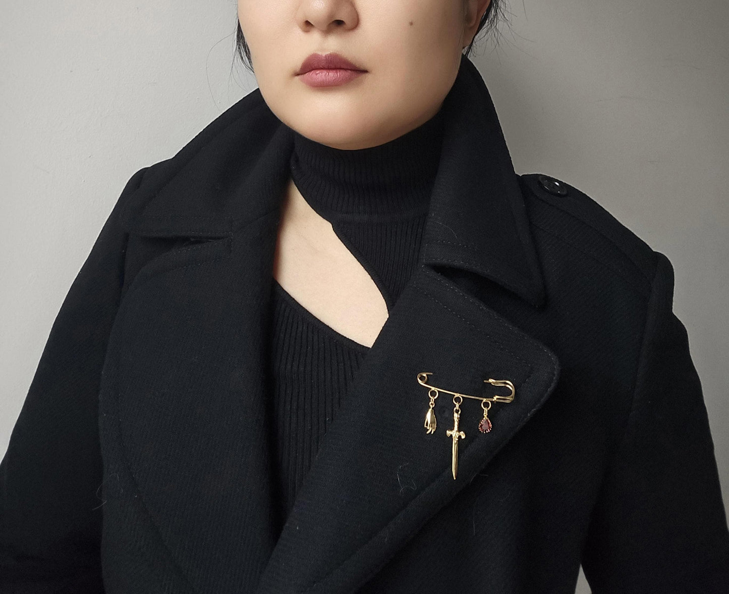 Oversized safety pin Lion / Sword / Cross