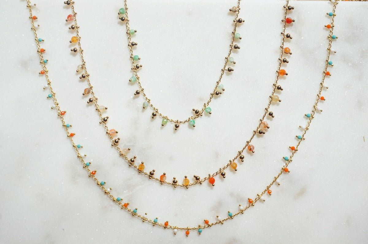 Gold Beaded Chain Choker in Green / Amber