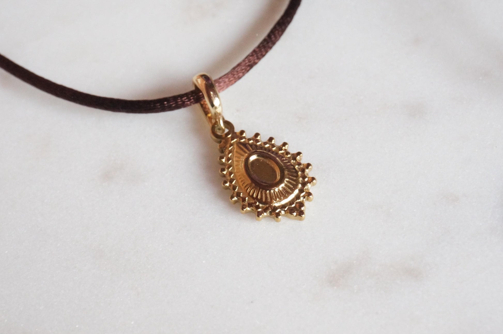 Gold/Silver Tear Drop Pendant Boho Sateen Cord Necklace Necklace