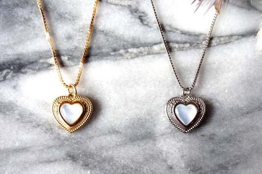 Antique Heart with Mother of Pearl Inlay Necklace Gold/Silver