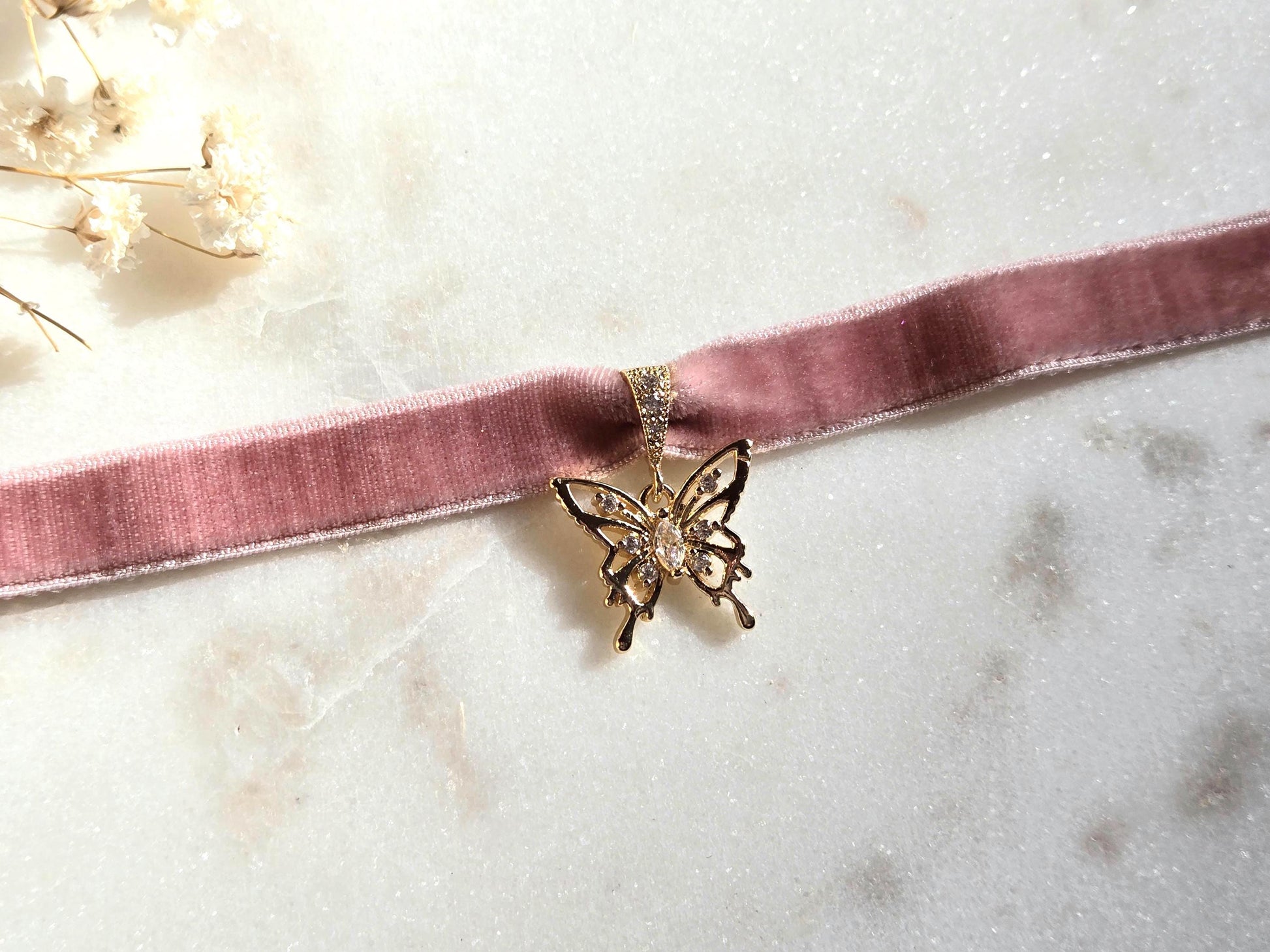 Dainty Butterfly Stretch Velvet Choker / Y2K Butterfly Velvet Choker