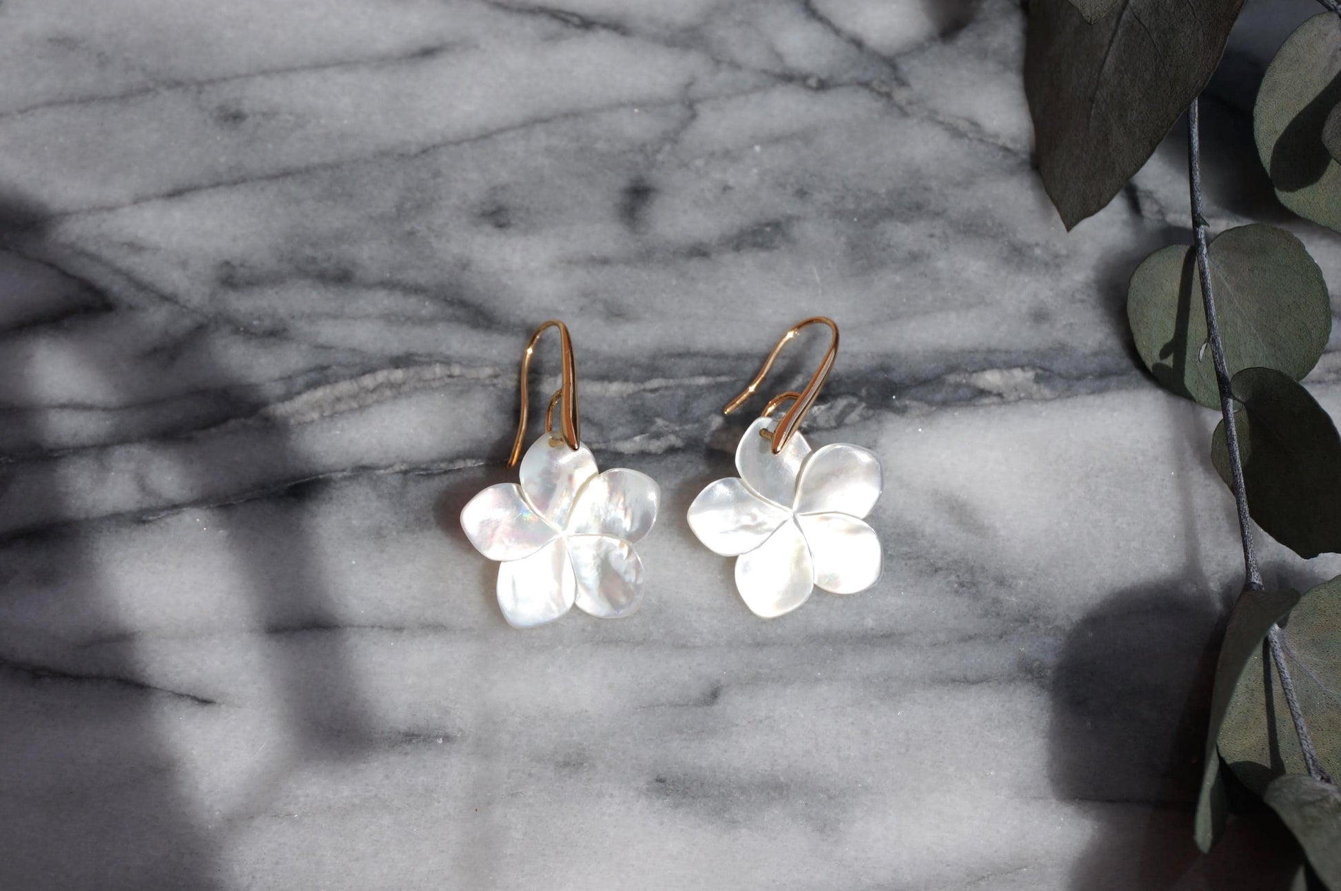 Pearl Hibiscus dangle earrings