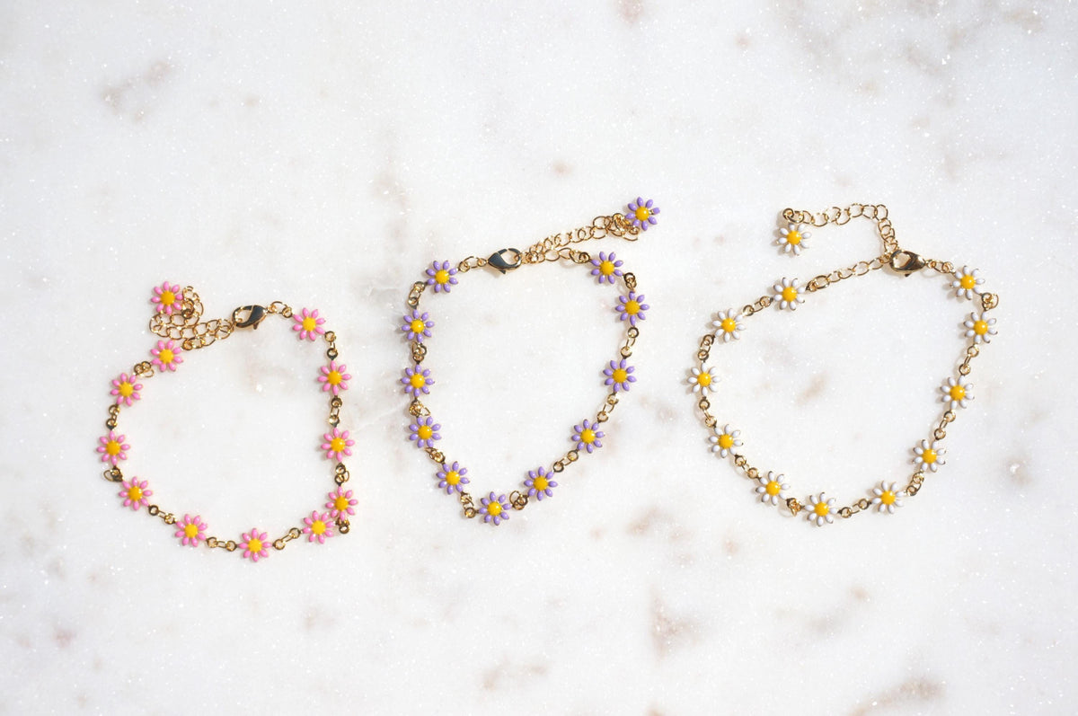 Daisy Chain Gold Bracelet / White/Pink/Purple