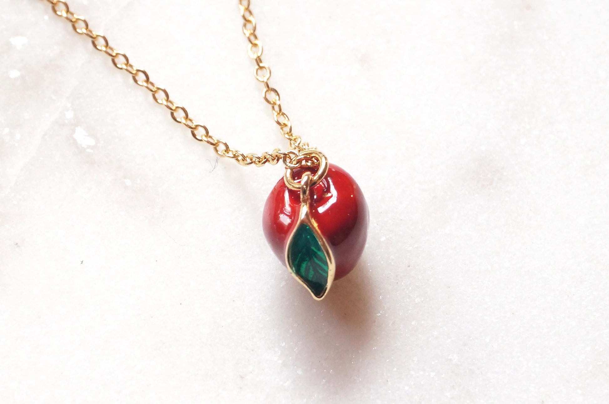 Mela Gold Plated Apple Pendant Necklace / Dainty Apple Necklace