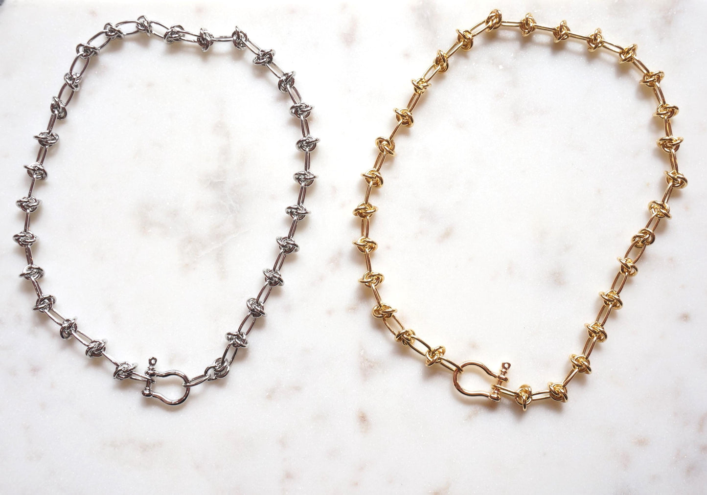 SORA Barbed Wire Style Carabiner Choker Waterproof Necklace