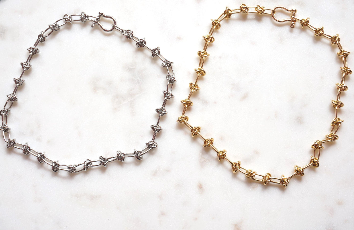 SORA Barbed Wire Style Carabiner Choker Waterproof Necklace