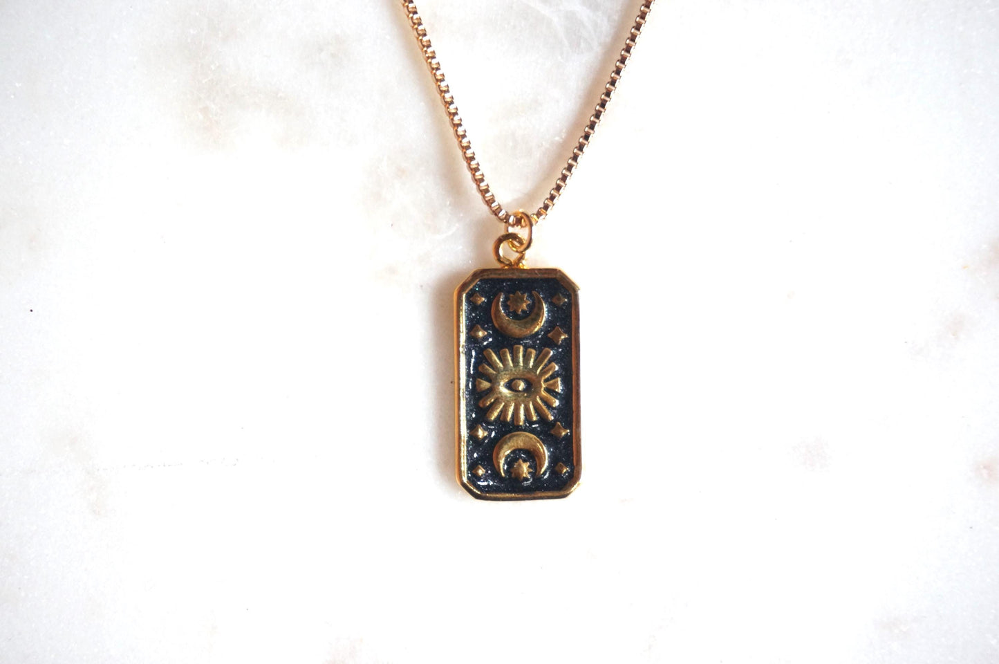 Black Magic Eye Plate Necklace