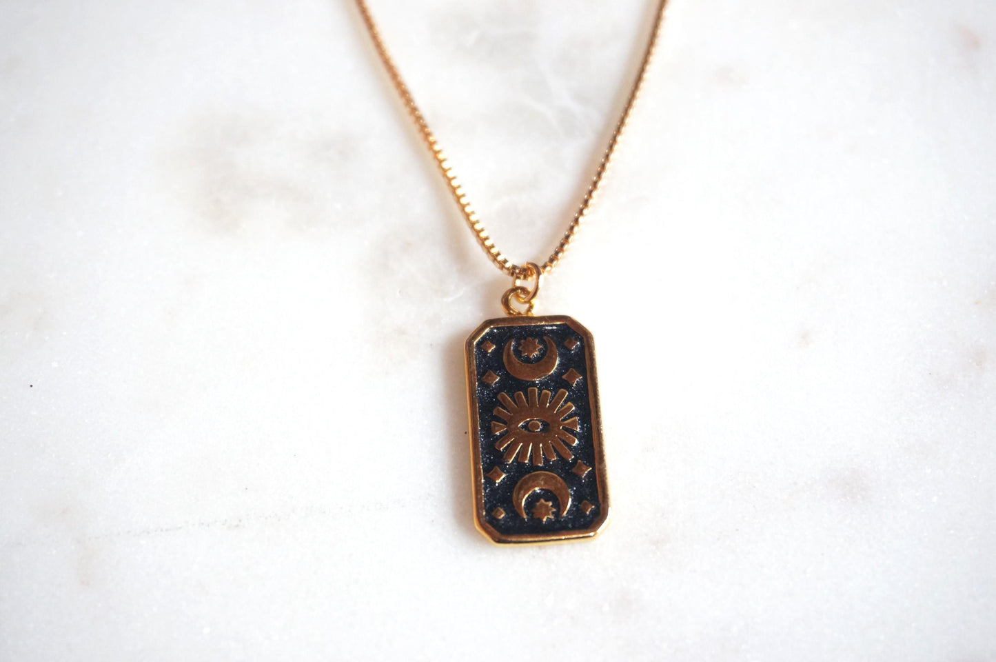Black Magic Eye Plate Necklace