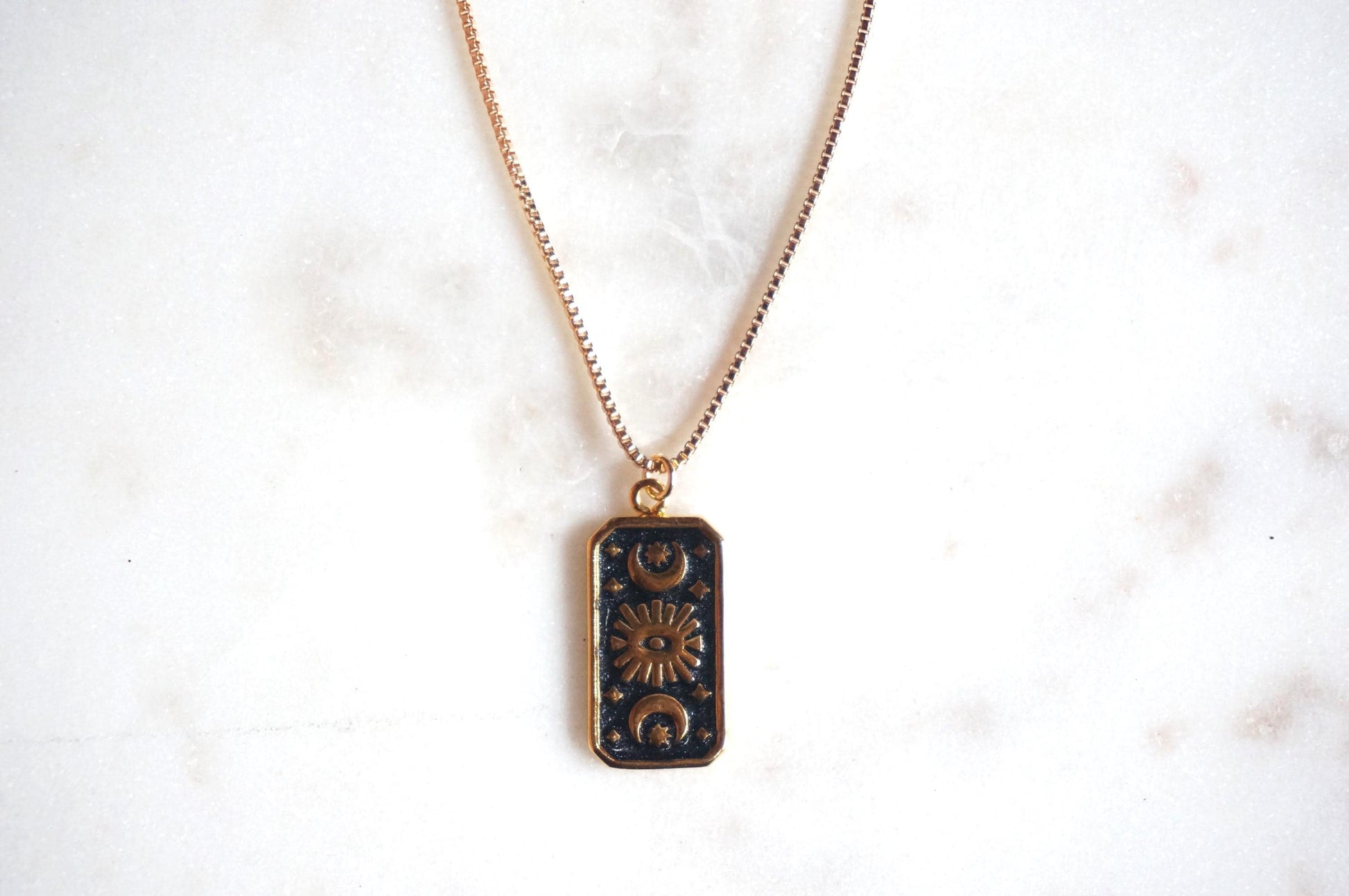 Black Magic Eye Plate Necklace