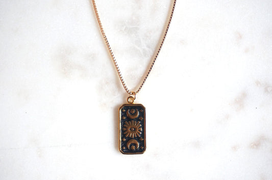 Black Magic Eye Plate Necklace