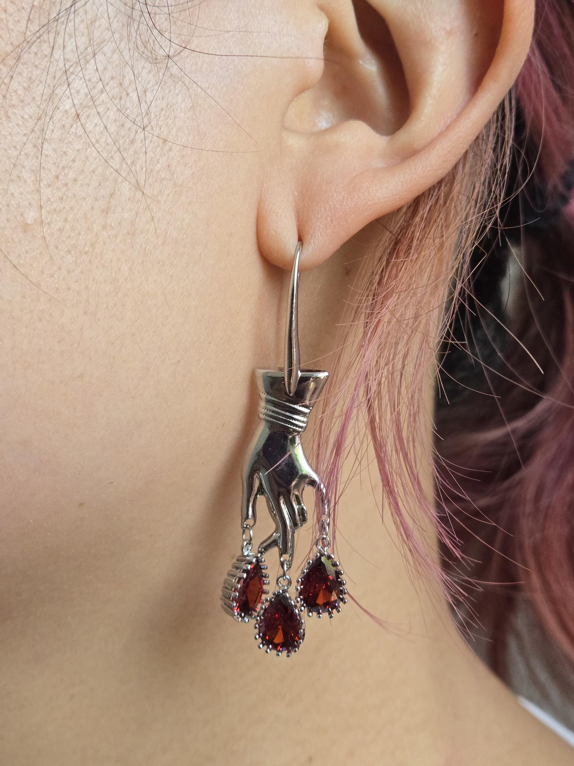 MACBETH Hand and Blooddrop earrings