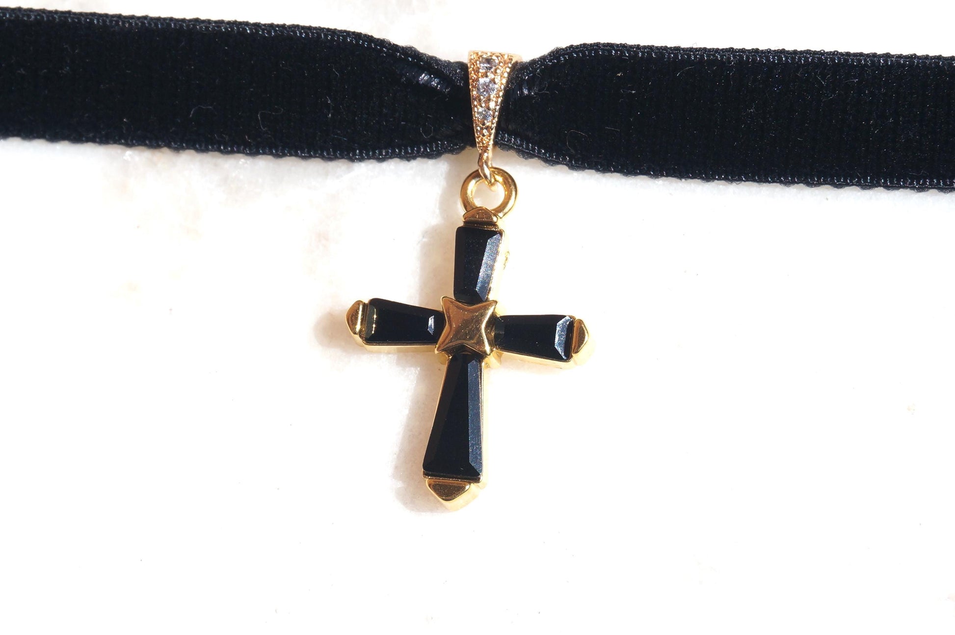 Black Crystal Cross Stretch Velvet Choker