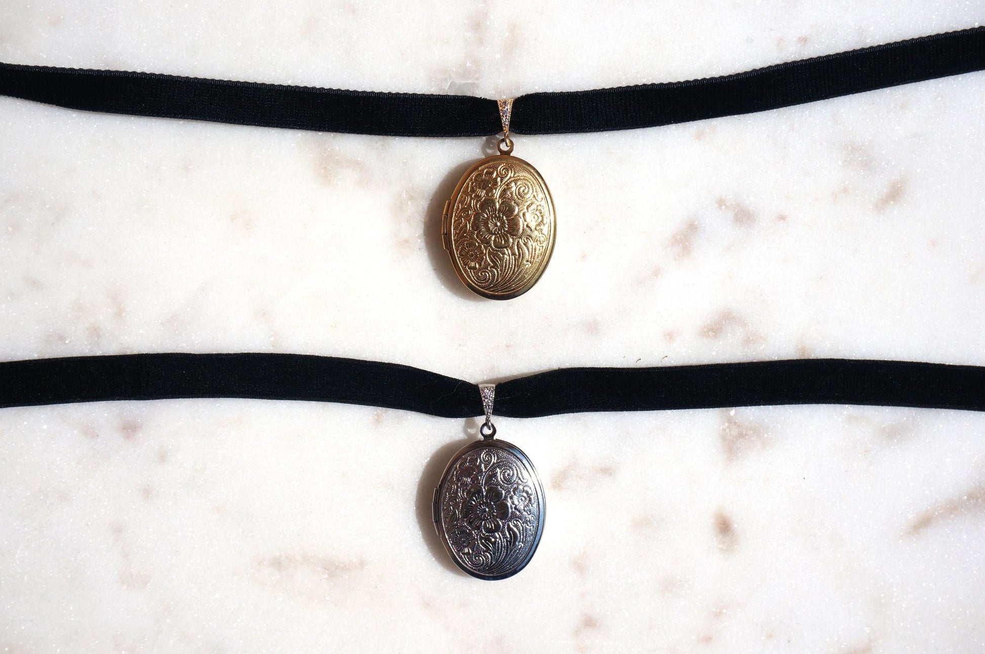 Botanical Oval Locket Stretch Choker