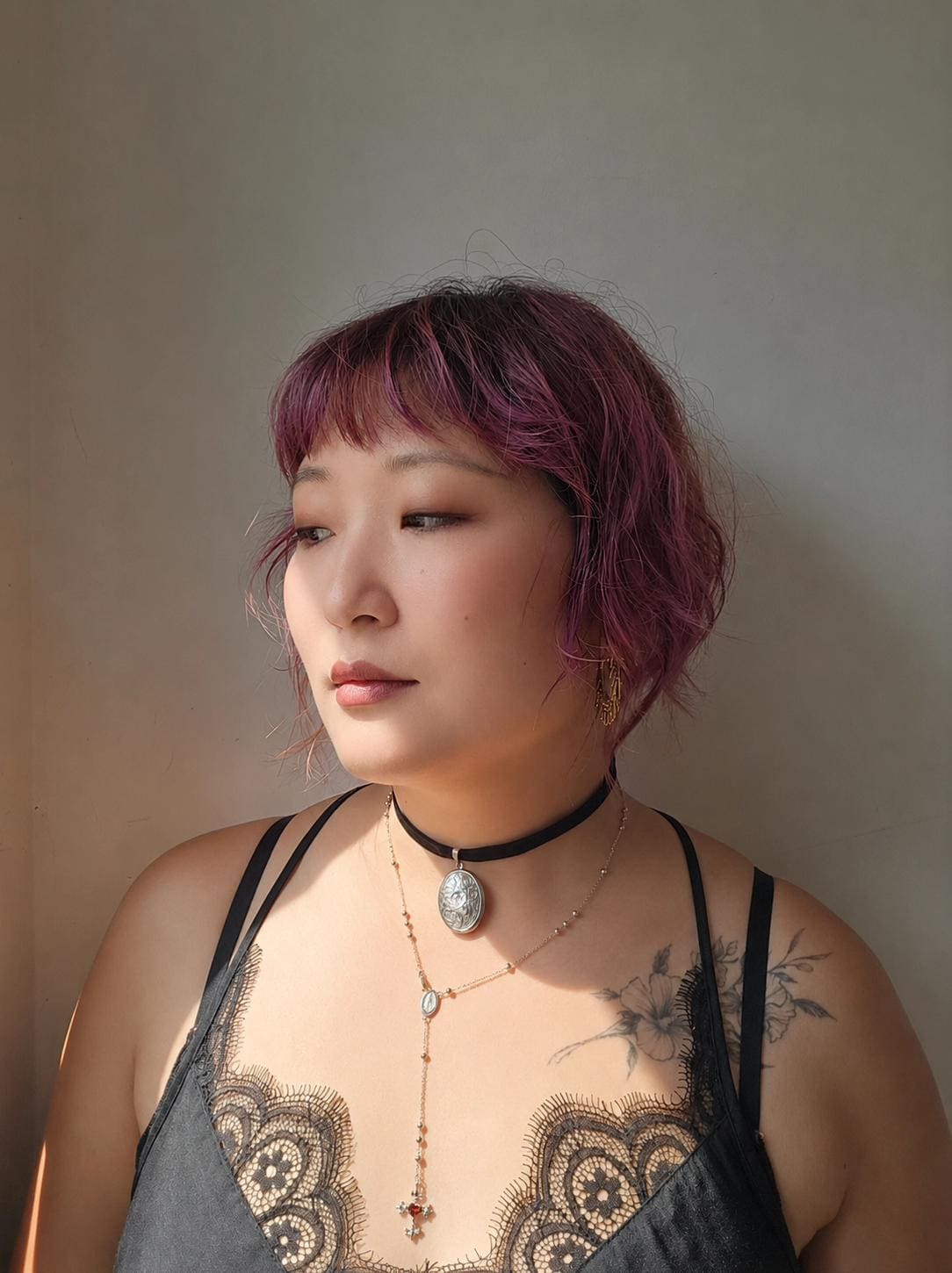 Botanical Oval Locket Stretch Choker