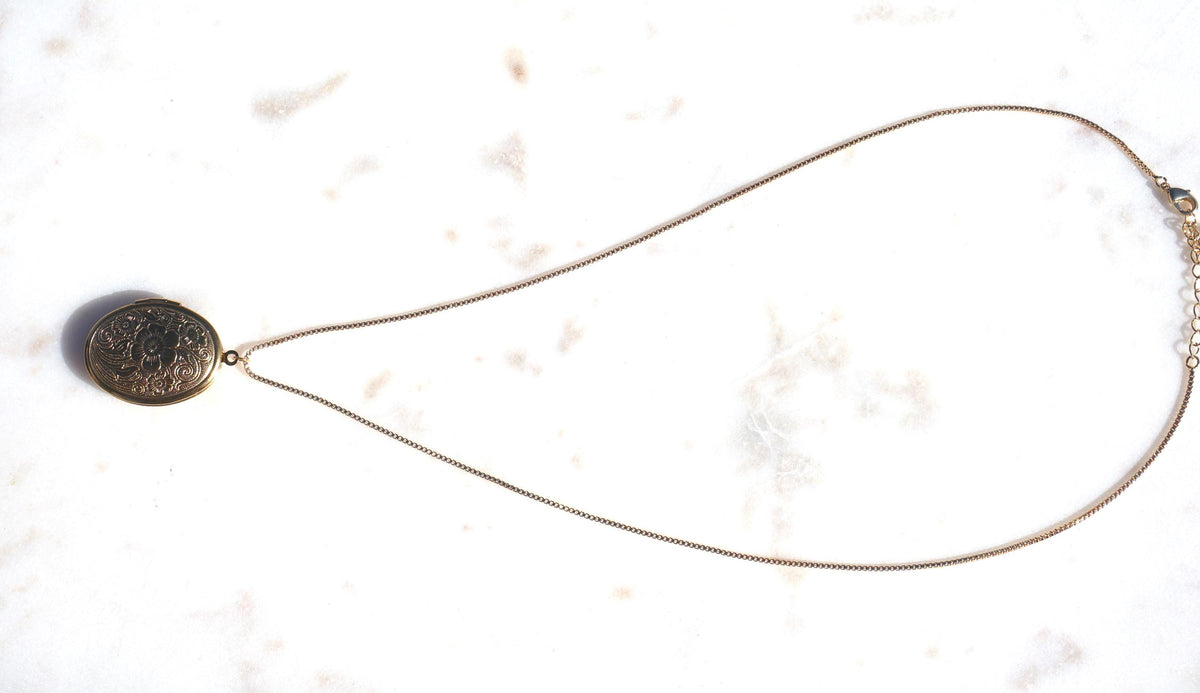 Gold/Silver Botanical Oval Locket Necklace