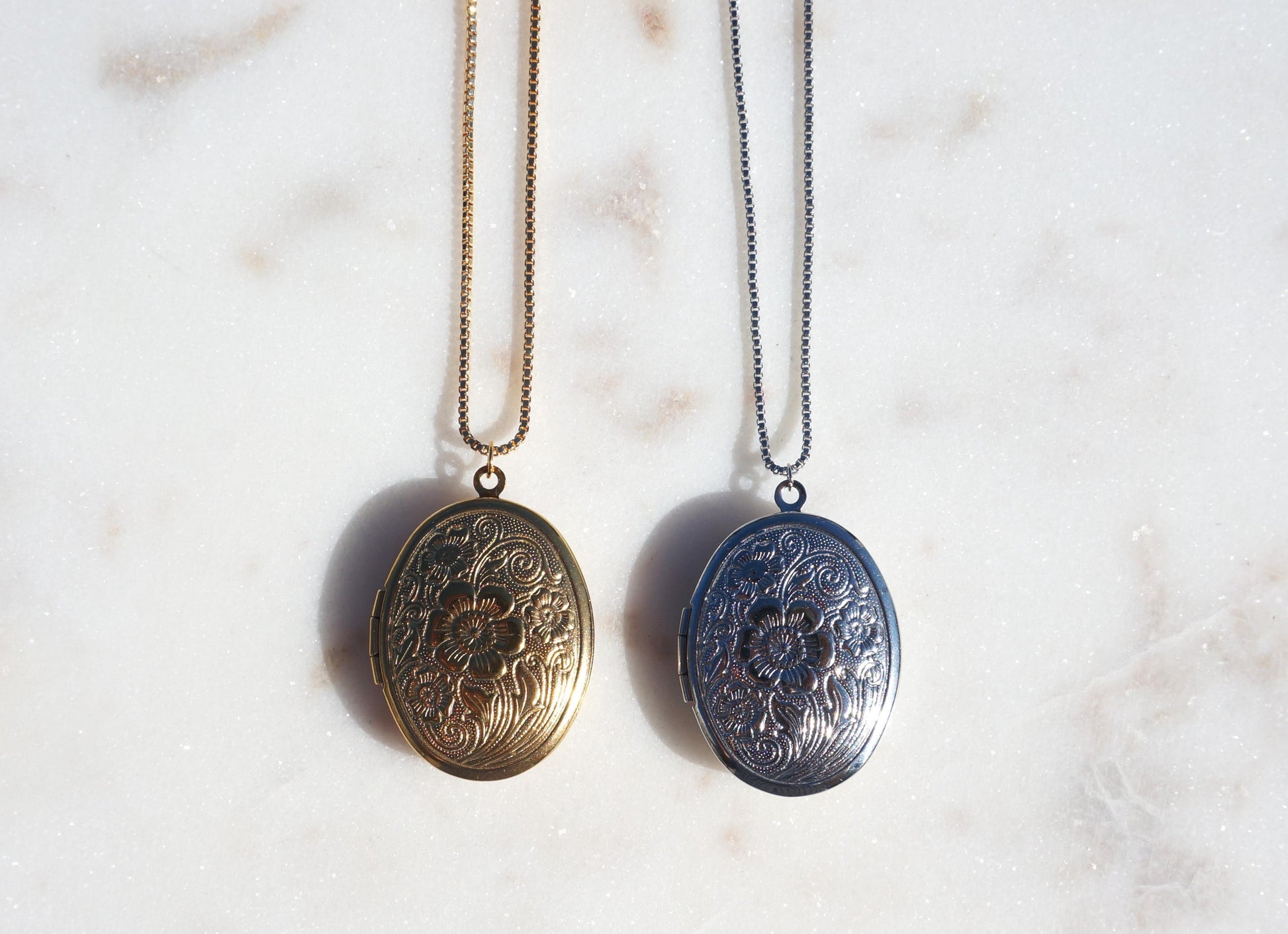 Gold/Silver Botanical Oval Locket Necklace