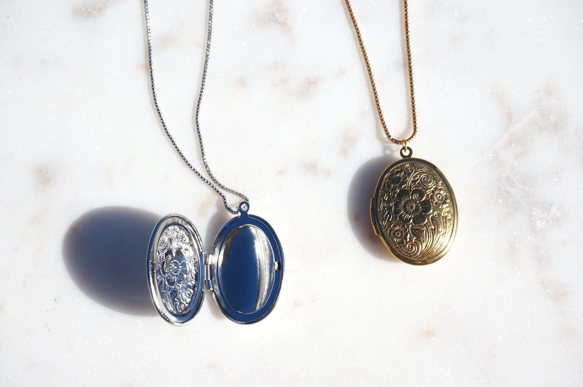 Gold/Silver Botanical Oval Locket Necklace