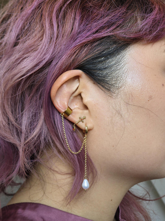 VIVIENNE Gold/Silver pearl Chain Earrings