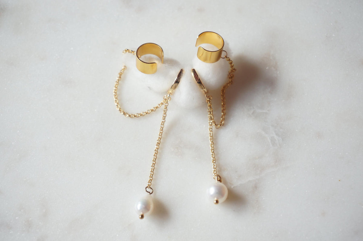 VIVIENNE Gold/Silver pearl Chain Earrings