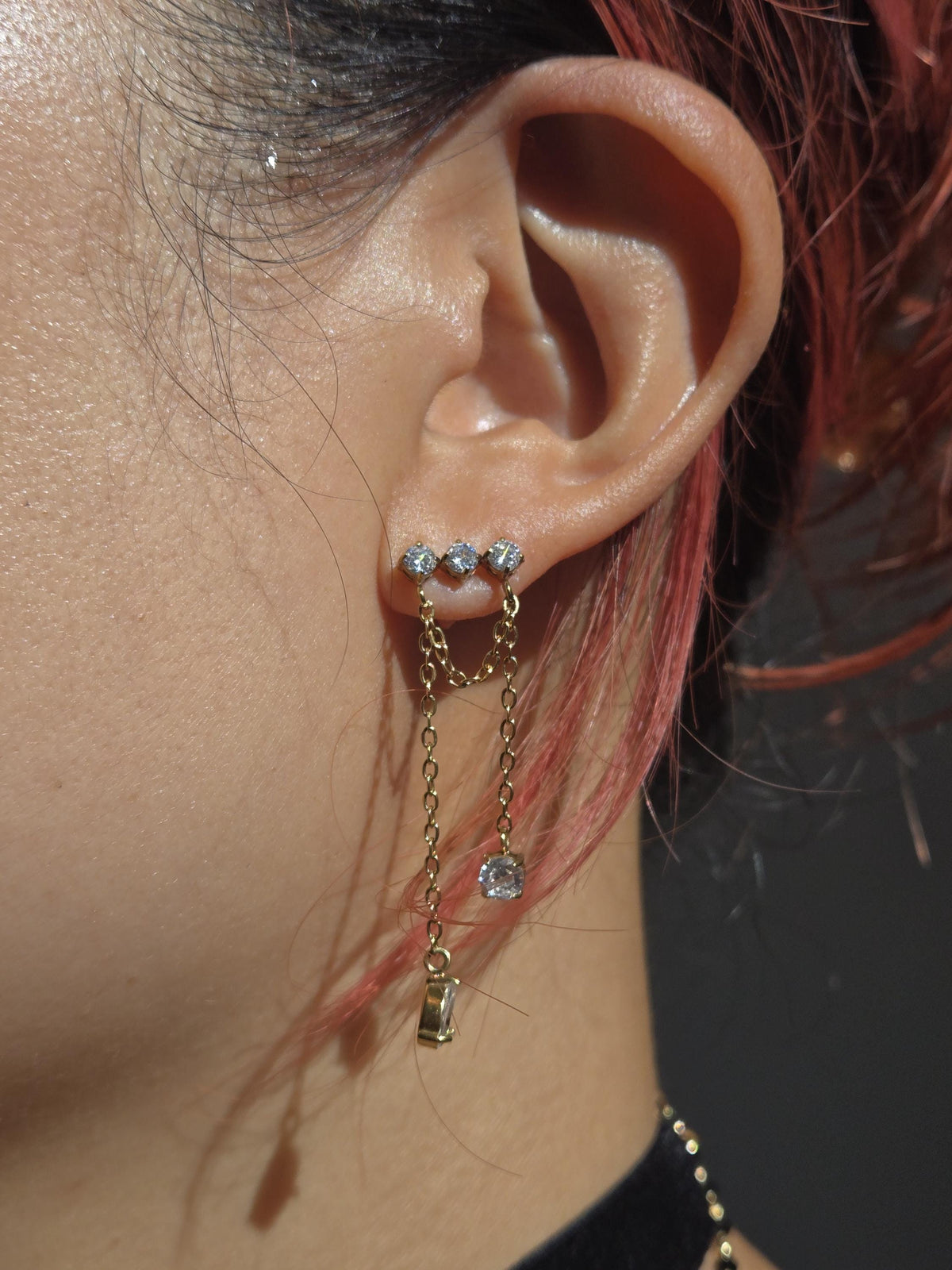 Arras Gold Chain Drapery Stud Earrings