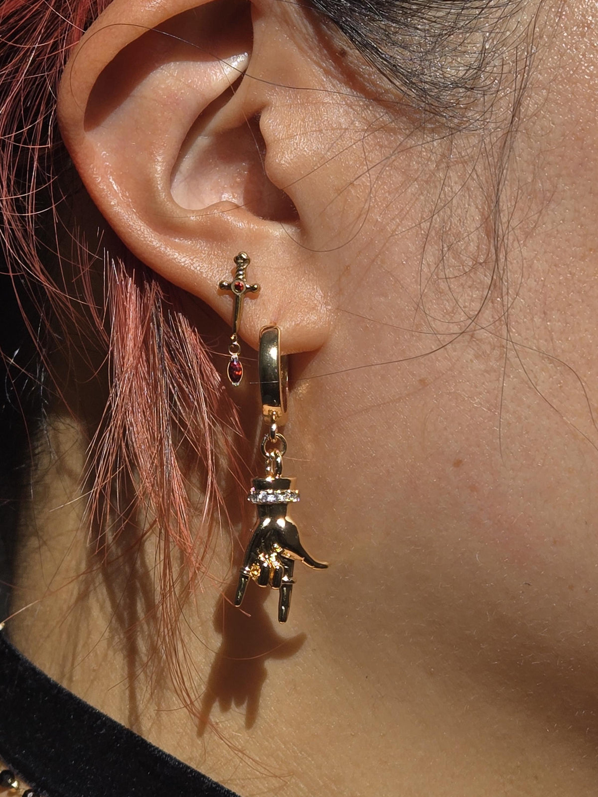 MELANGE Hand and Dagger Mismatched Hoop Earrings
