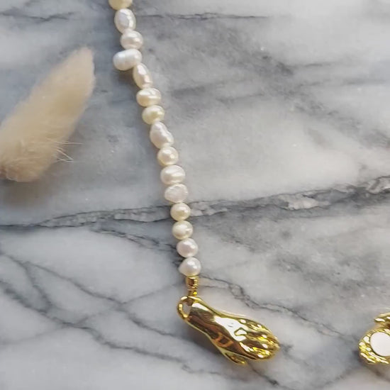 Gold / Silver Hand Holding Hand Pearl Strand Necklace, Magnet Clasp Freshwater Vintage Style Baroque Pearl Necklace