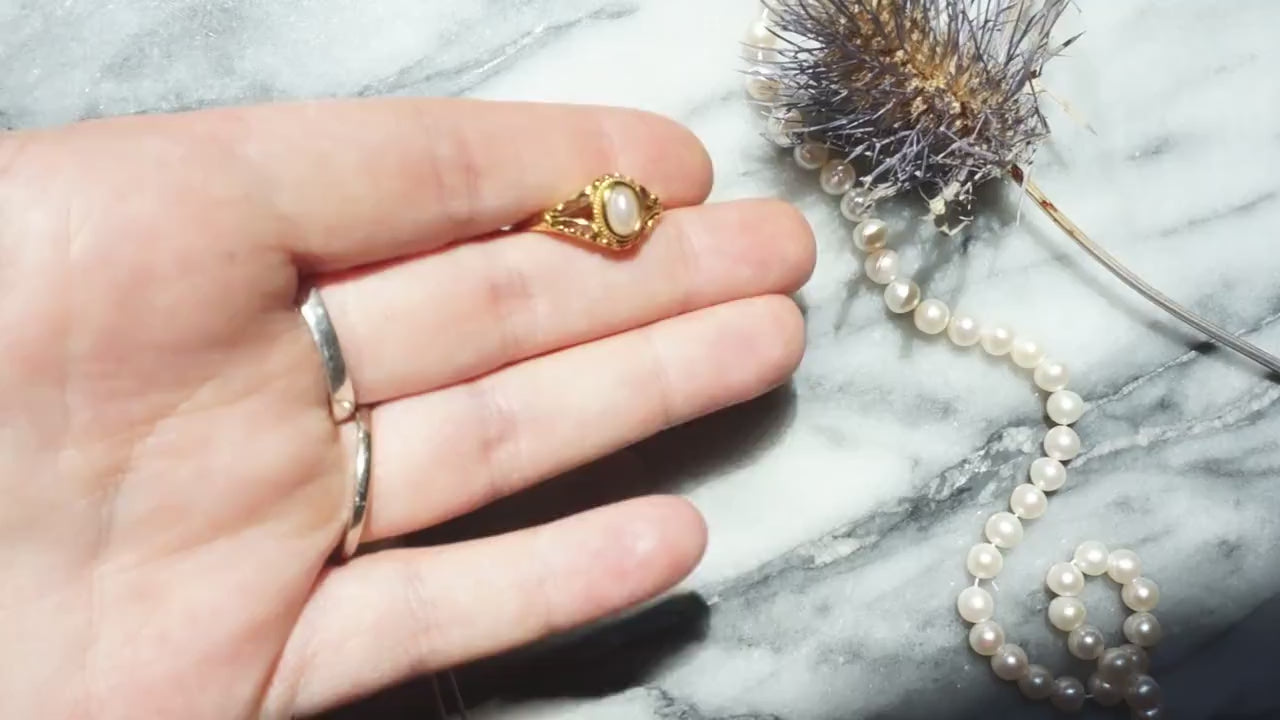 Gold Mother Of Pearl Ring / Antique Inspired Ring