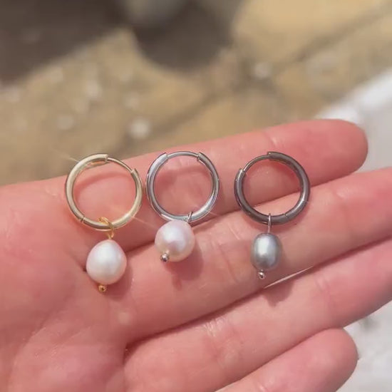 Teardrop Freshwater/Peacock dyed Pearl Minimal Huggie Hoop Earrings