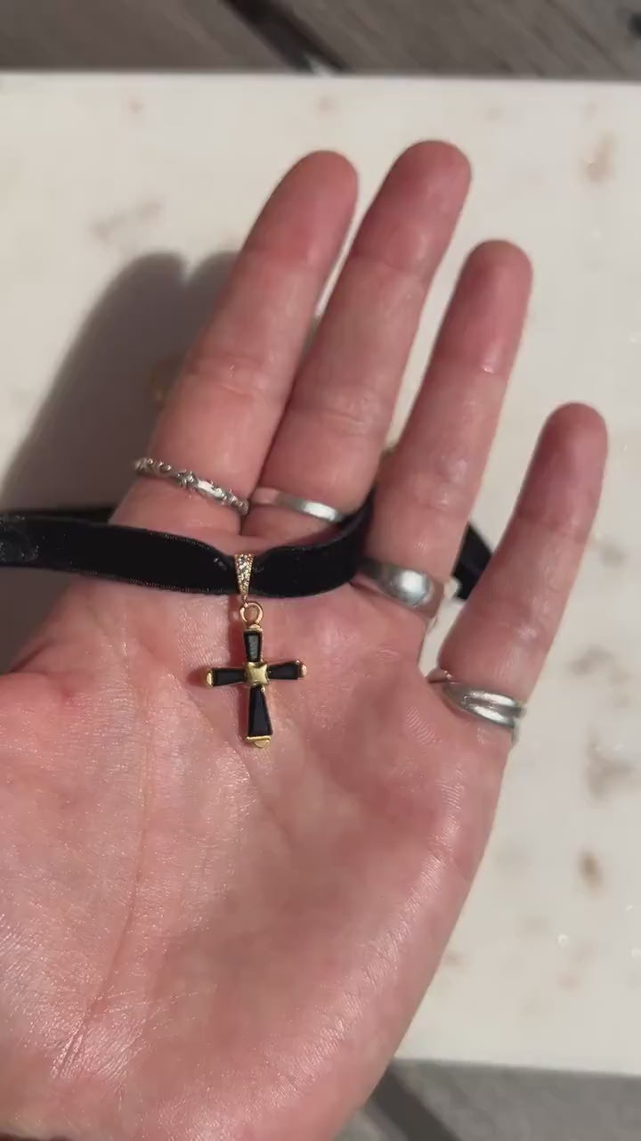 Black Crystal Cross Stretch Velvet Choker