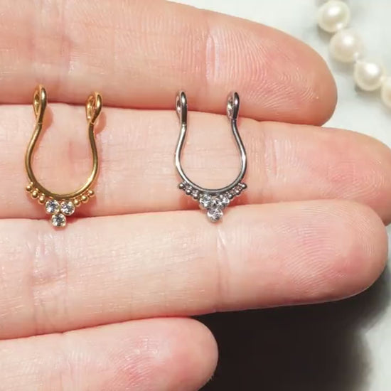 Triple Gem Septum Clip On Piercing / Teardrop Septum Clip On / Fake Piercing