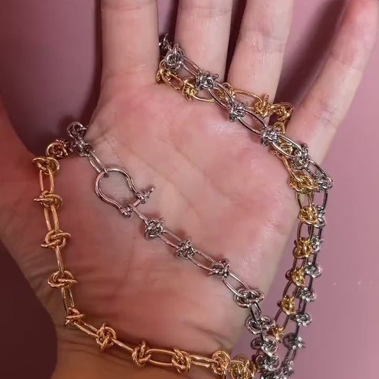 SORA Barbed Wire Style Carabiner Choker Waterproof Necklace